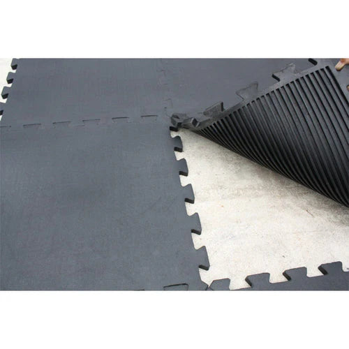 16mm interlocking gym tiles with ramped safety edges — professional gym floor finish UK